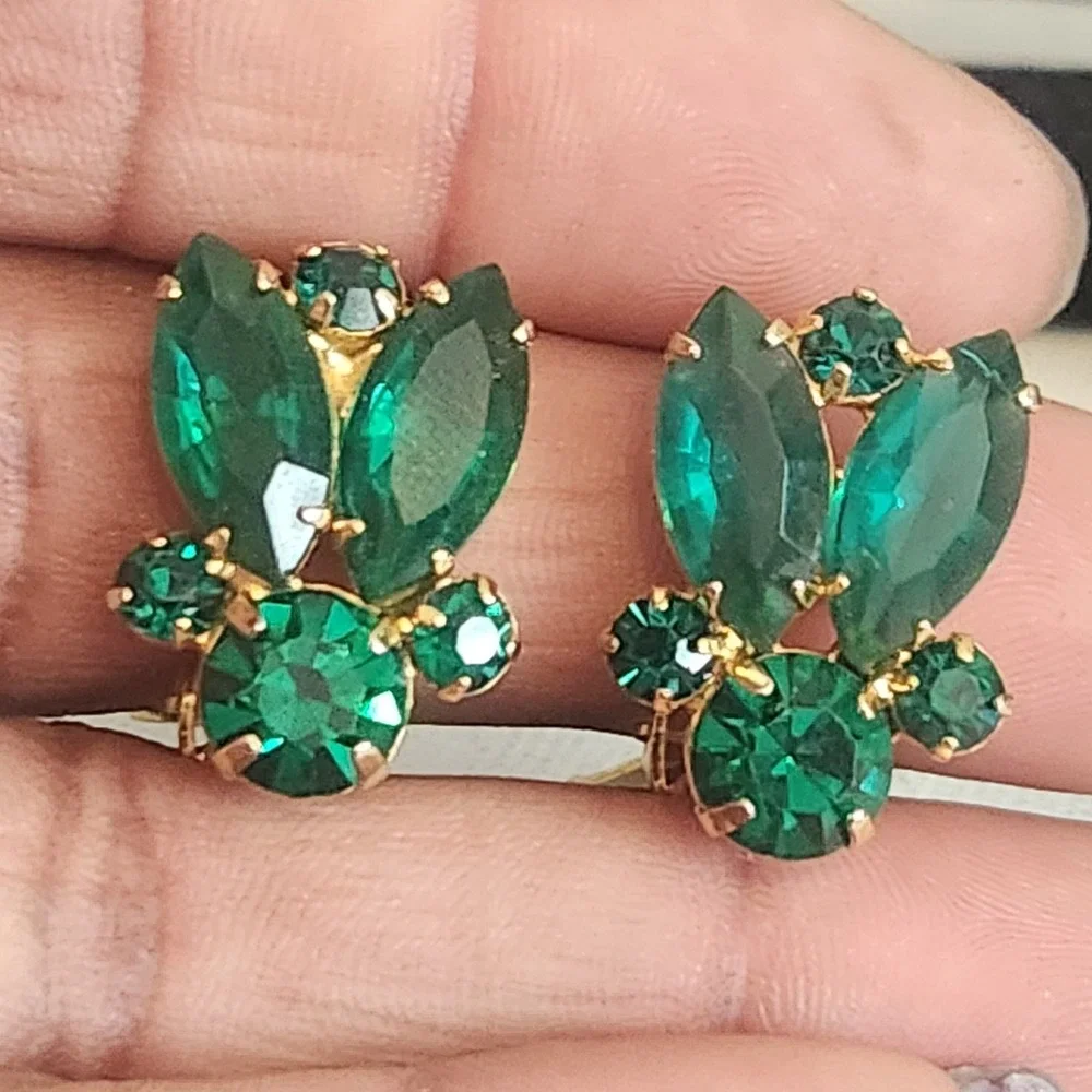 N/A vintage clip